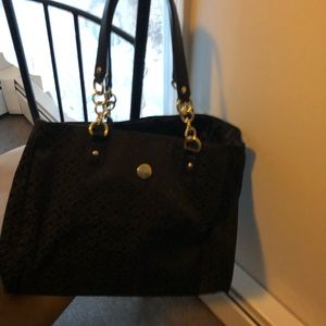 Black Tommy Hilfiger shoulder tote bag